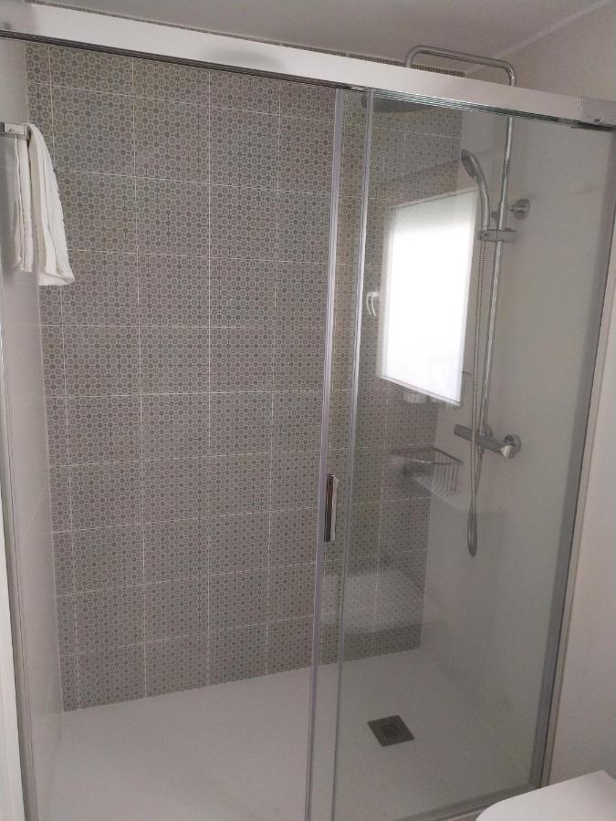 Atico 22 - Centrico, Aire Acondicionado Y Parking Lägenhet Vilagarcia de Arousa Exteriör bild