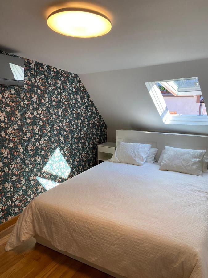 Atico 22 - Centrico, Aire Acondicionado Y Parking Lägenhet Vilagarcia de Arousa Exteriör bild