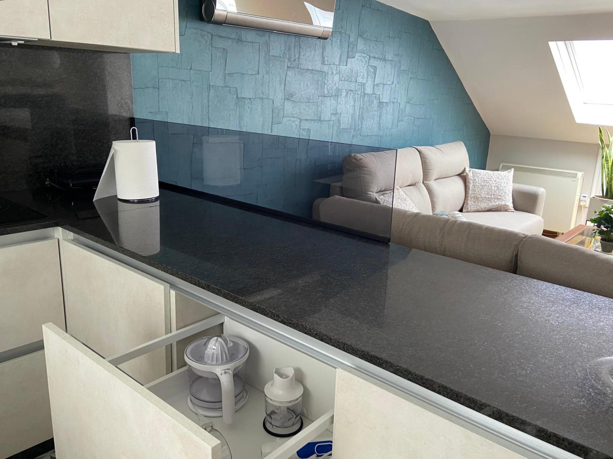 Atico 22 - Centrico, Aire Acondicionado Y Parking Lägenhet Vilagarcia de Arousa Exteriör bild
